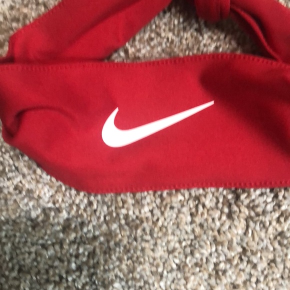 Nike head band in great condition - Picture 2 of 2